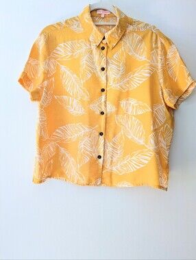 3/$20 Bundle Deal, re:named Yellow Leaf-Print Short Sleeve Button-Down Shirt, M